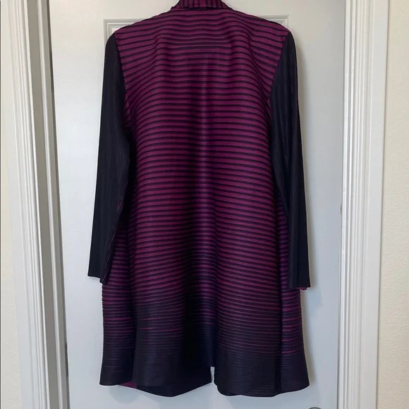 EUC! Chico's Fuchsia and Dark Purple Traveler’s Jacket, Size 3/XL - Picture 5 of 6